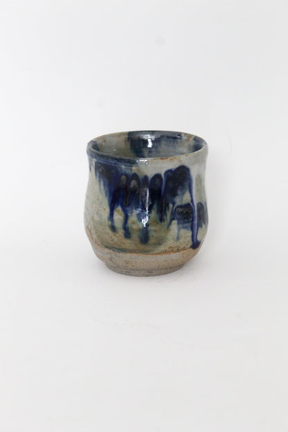 CURVY BLUE MELTING MUG