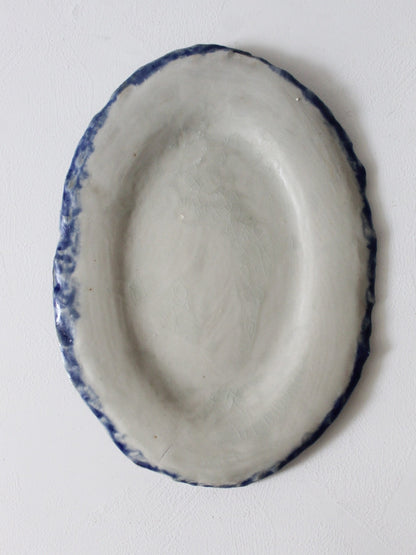 OVAL FLAT PLATE WITH BLUE RIM