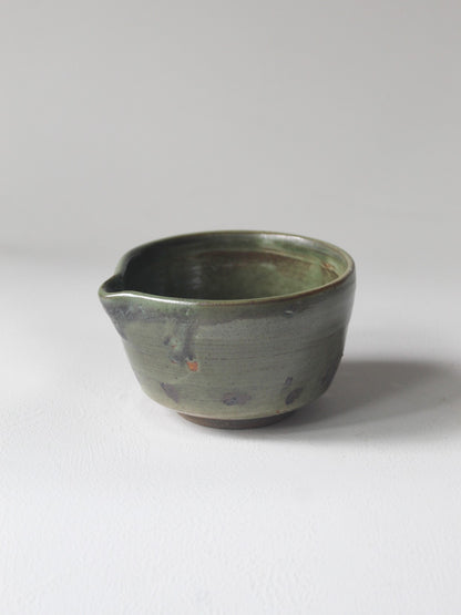 GREEN POURER BOWL