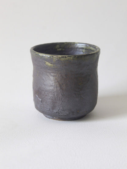 DARK CURVY MUG (TEXTURED)