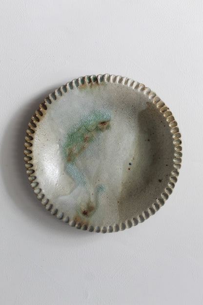 MOSSY PLATE WITH RIM 1