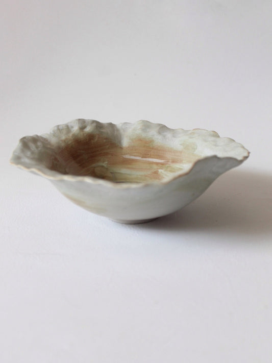 FOOTED CORAL BOWL IN SAHARA - M