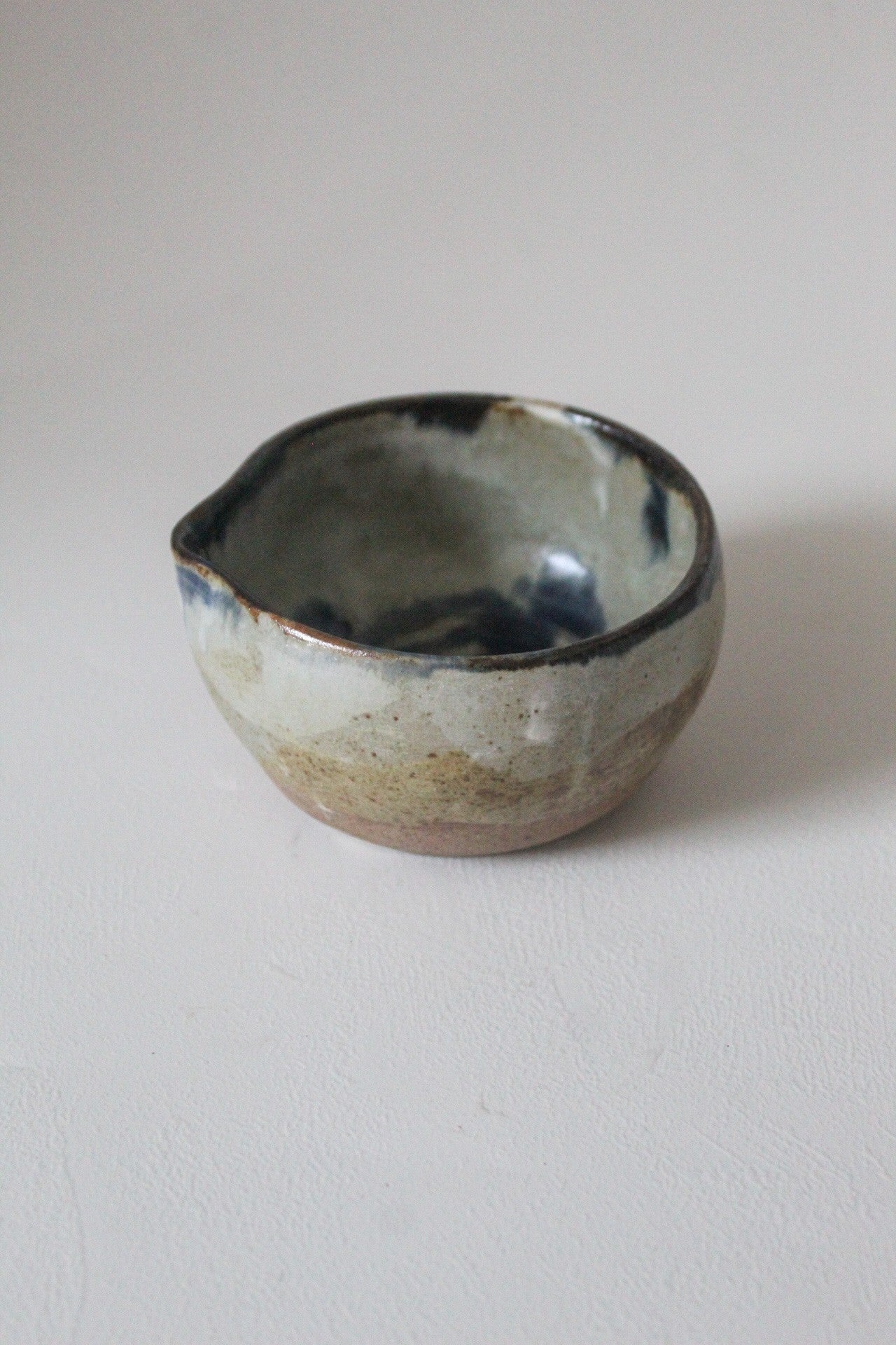 CHAWAN / MATCHA BOWL WITH BLUE LIP 2