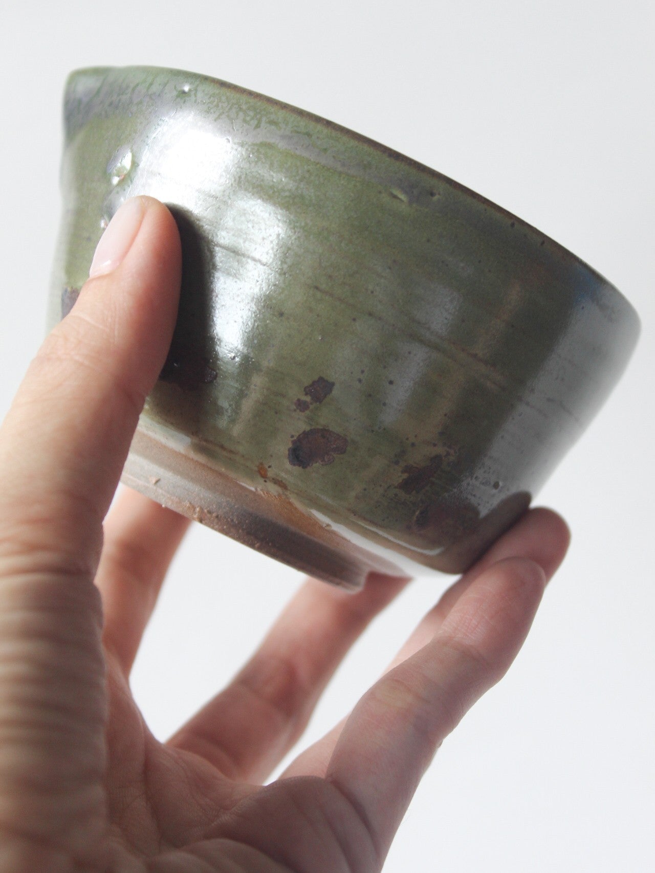 GREEN POURER BOWL