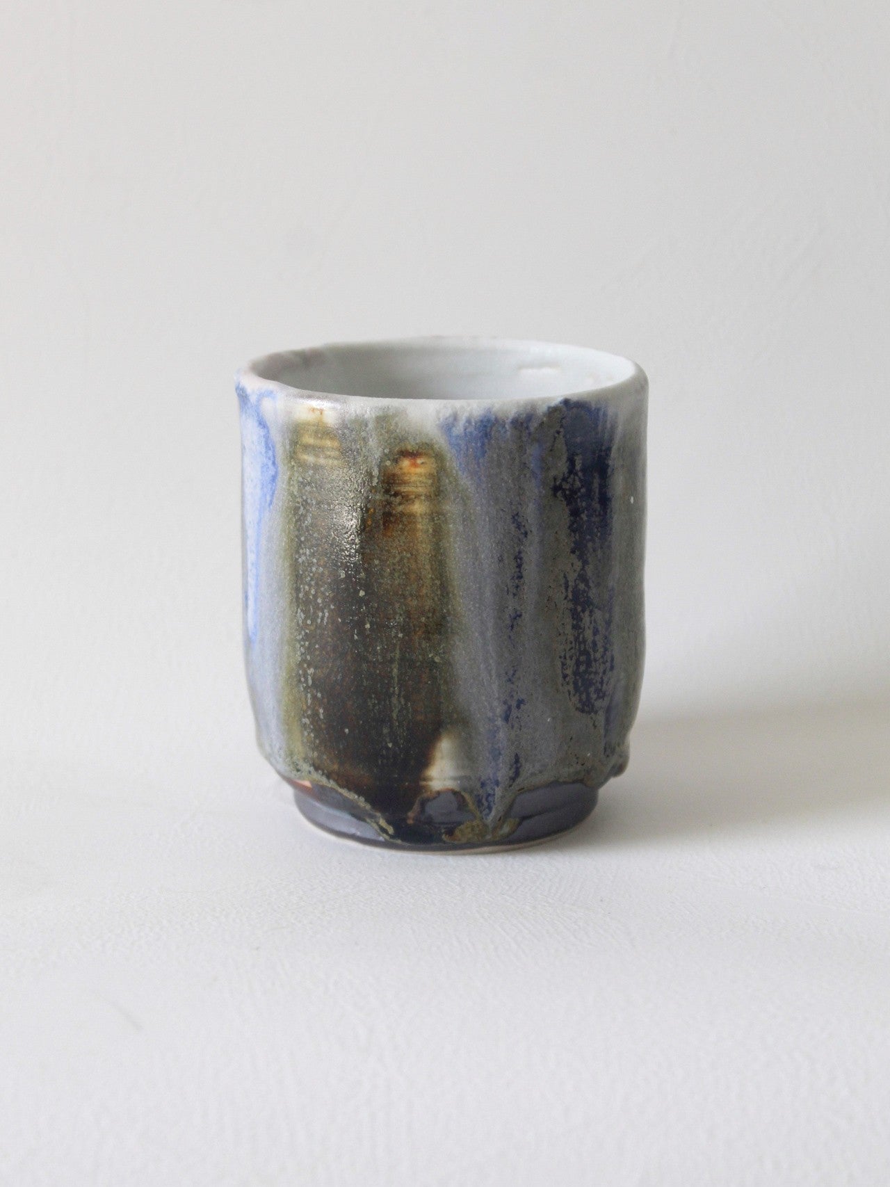 STRAIGHT MUG IN STRIPEY BLUE